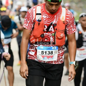 Runner Photo 8660007