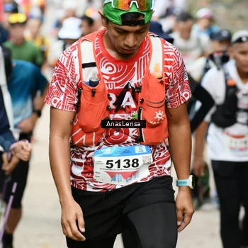 Runner Photo 8660016