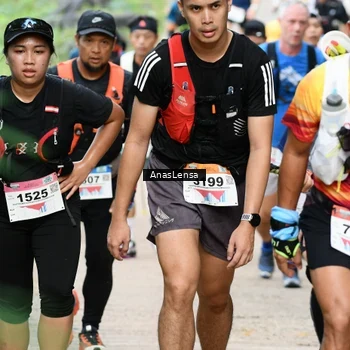 Runner Photo 8660090