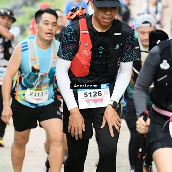 Runner Photo 8660193