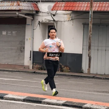 Runner Photo 8660292