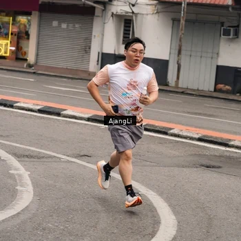 Runner Photo 8660342