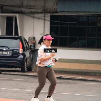 Runner Photo 8660400