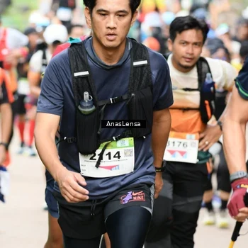 Runner Photo 8660691