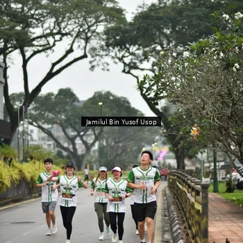 Runner Photo 8660839