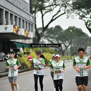 Runner Photo 8660853