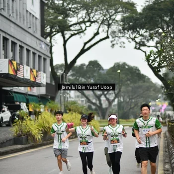Runner Photo 8660855