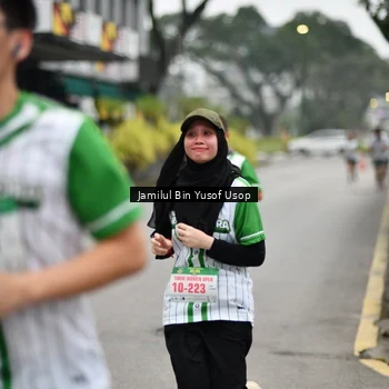 Runner Photo 8660875