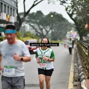 Runner Photo 8660892
