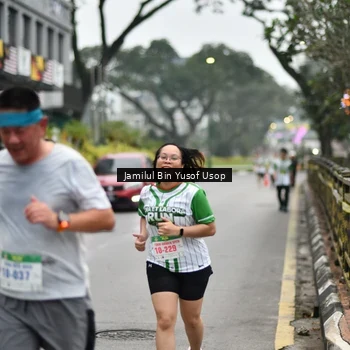 Runner Photo 8660912