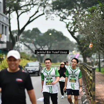 Runner Photo 8660942