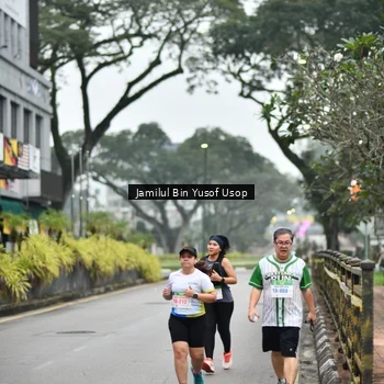 Runner Photo 8661114