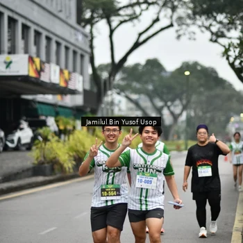 Runner Photo 8661235