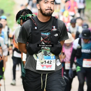 Runner Photo 8662345