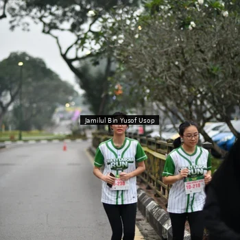 Runner Photo 8662559