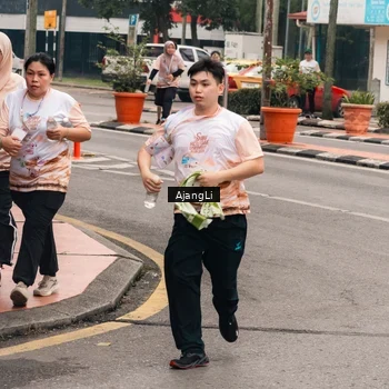 Runner Photo 8663013