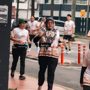 Runner Photo 8663021