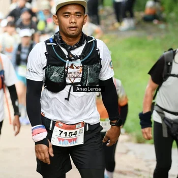 Runner Photo 8663307