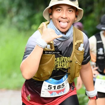 Runner Photo 8663308