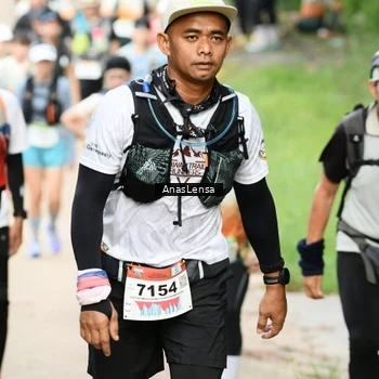 Runner Photo 8663311
