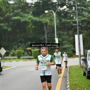 Runner Photo 8663592