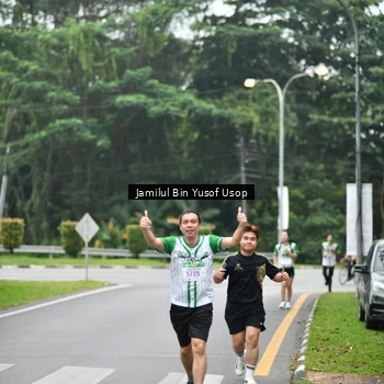 Runner Photo 8663712