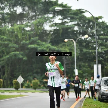 Runner Photo 8663742