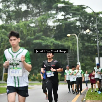 Runner Photo 8663771