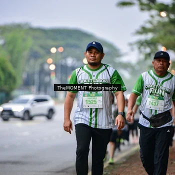 Runner Photo 8664023