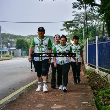 Runner Photo 8664034
