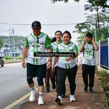 Runner Photo 8664036