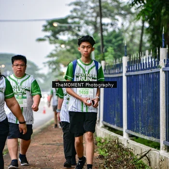 Runner Photo 8664069