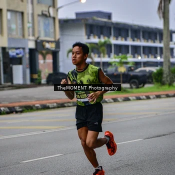 Runner Photo 8664073