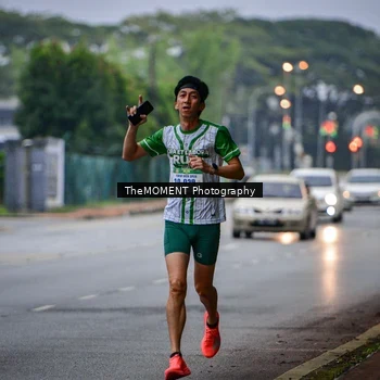 Runner Photo 8664087