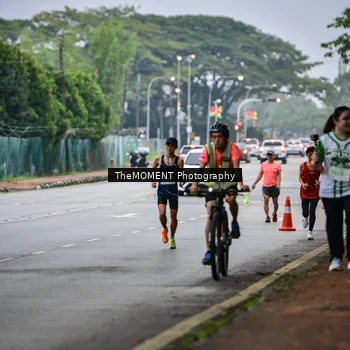 Runner Photo 8664095