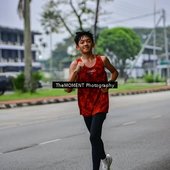 Runner Photo 8664100