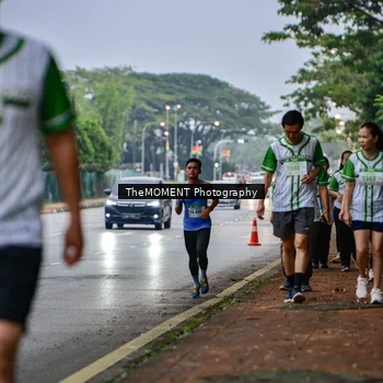 Runner Photo 8664107