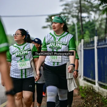 Runner Photo 8664174