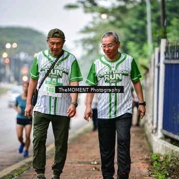 Runner Photo 8664191
