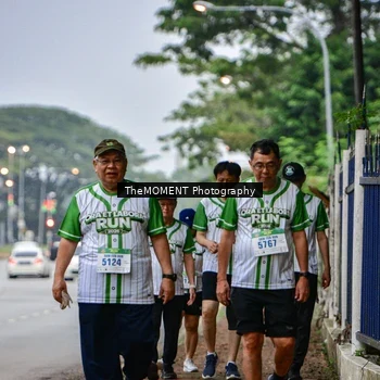 Runner Photo 8664199
