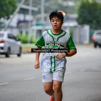 Runner Photo 8664246