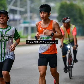 Runner Photo 8664258