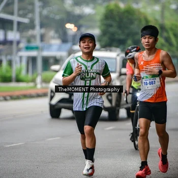 Runner Photo 8664262