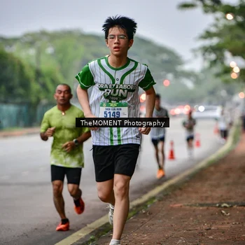 Runner Photo 8664271