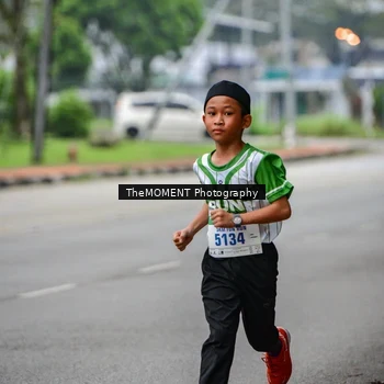 Runner Photo 8664277
