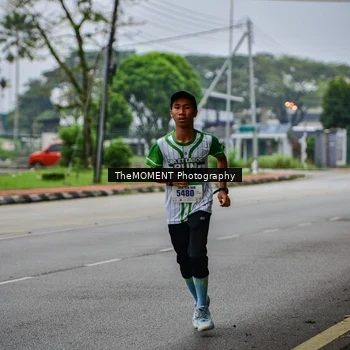 Runner Photo 8664298