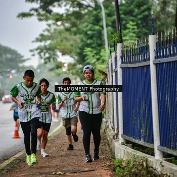 Runner Photo 8664335