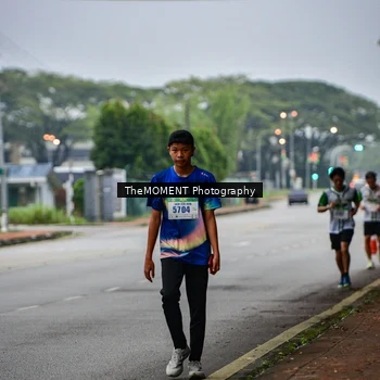 Runner Photo 8664345