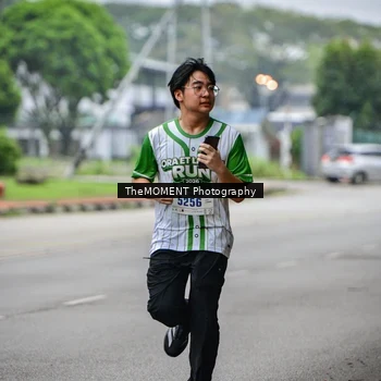 Runner Photo 8664357