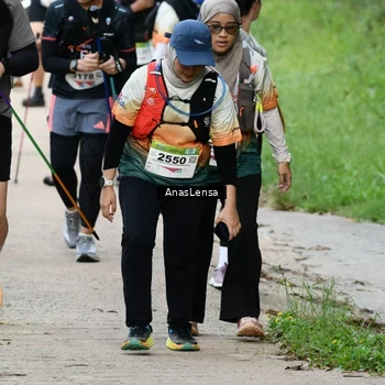 Runner Photo 8664382